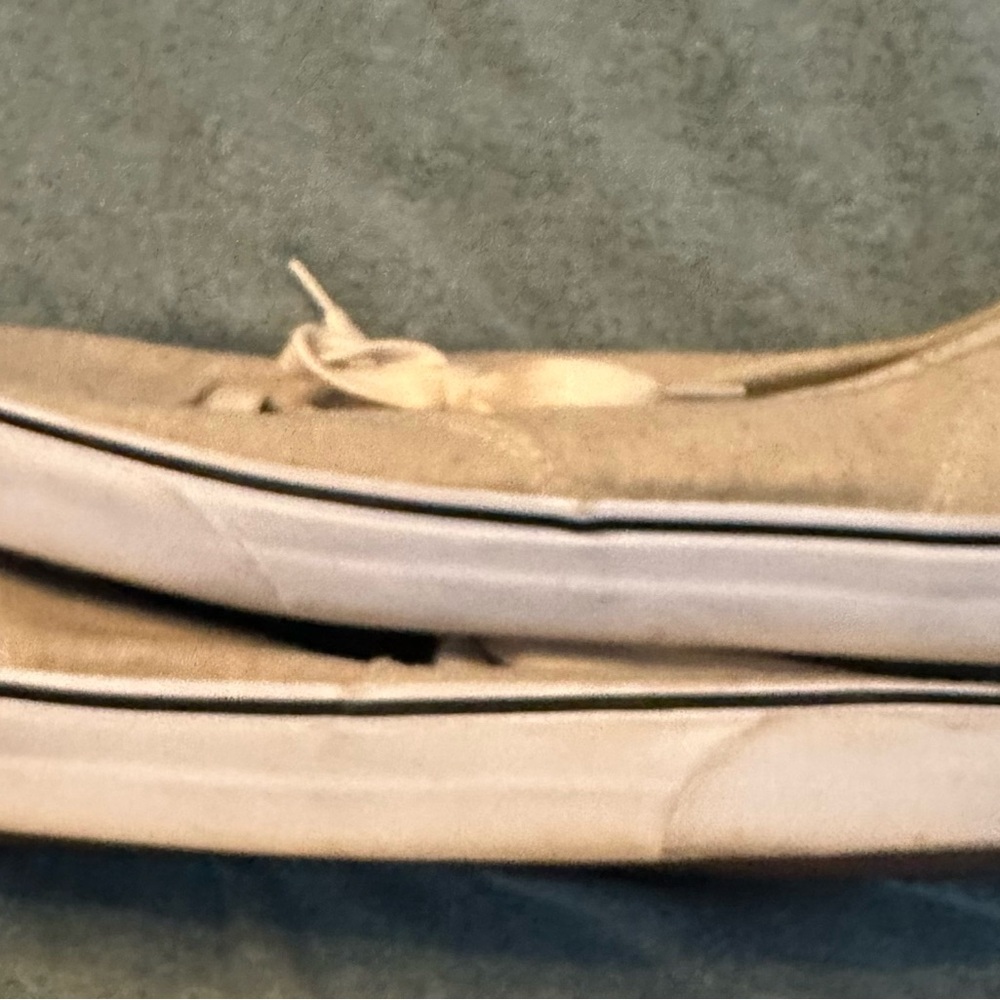 Vans - Picture 4 of 6